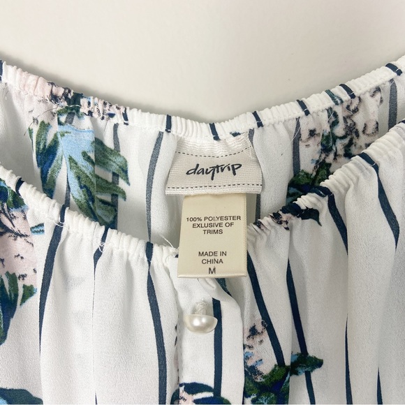 Daytip Floral Striped Short Sleeve Blouse - Picture 4 of 5